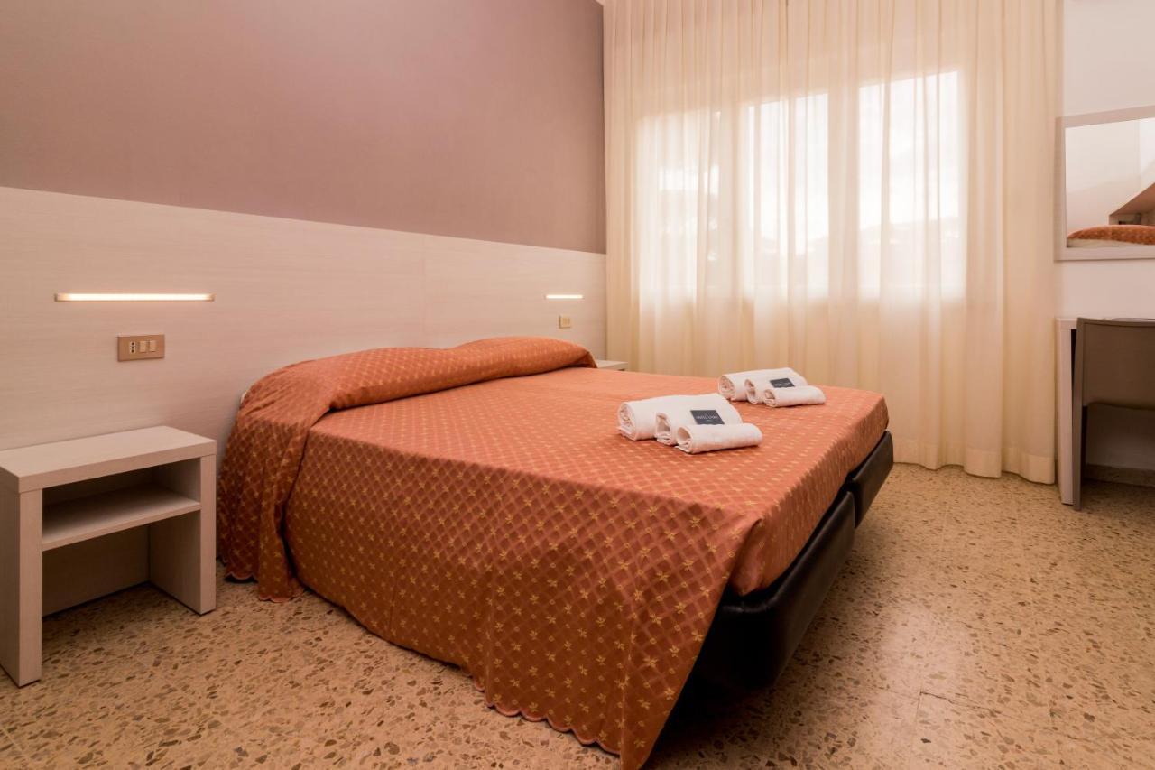 Hotel Lydia Cervia Esterno foto