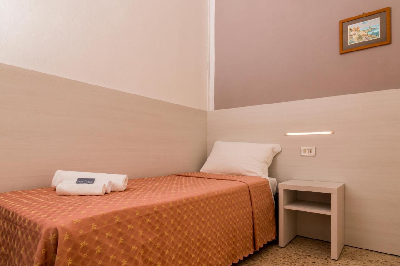 Hotel Lydia Cervia Esterno foto
