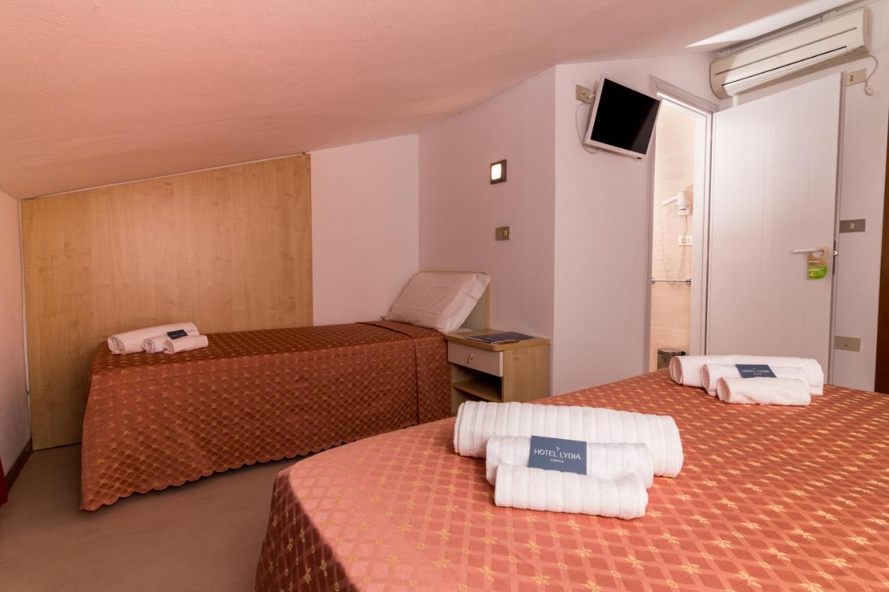 Hotel Lydia Cervia Esterno foto