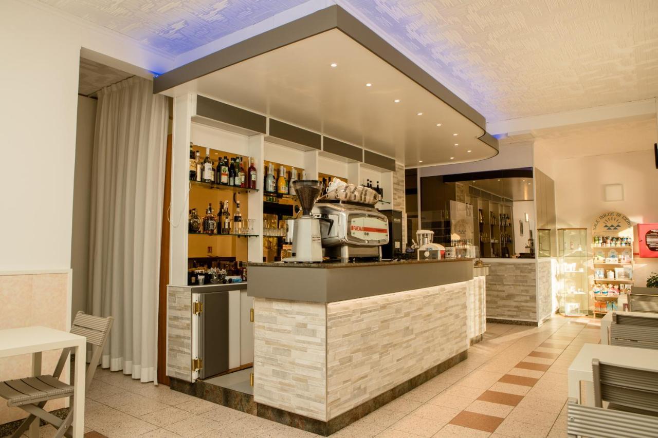 Hotel Lydia Cervia Esterno foto